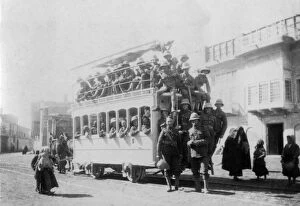 Images Dated 9th August 2007: Soldiers from the East Surrey regiment in Kazimain, en route for Baghdad, Iraq, 1917-1919