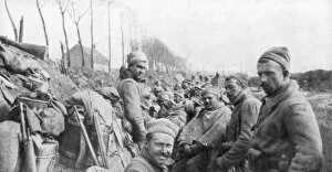 Infantry Collection: Soldiers of a French Zouave regiment between Lizarne and Boesinghe, Belgium, 24 April 1915
