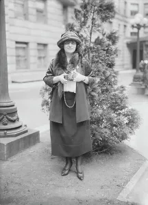 Camera Prints: Sophie Braslau, between c1915 and c1920. Creator: Bain News Service
