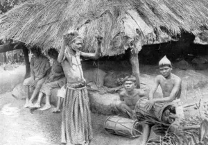Images Dated 19th September 2007: A sorcerer ejecting a spirit from a sick man in South India, 1926
