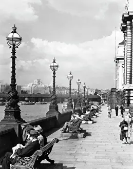 Streetlighting Prints: The South Bank and the River Thames, London, 1950s. Creator: Arthur Charles Kirby Ware