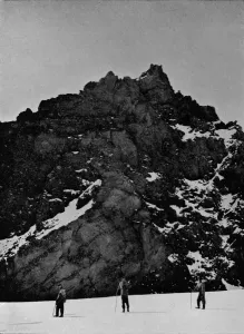 South Fang, Old Crater, c1912, (1913). Artist: Raymond E Priestley South Fang, Old Crater, c1912, (1913). Artist: Raymond E Priestley