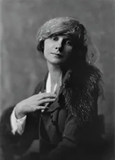 Spade, Gypsy (Yum-Yum), portrait photograph, 1913. Creator: Arnold Genthe
