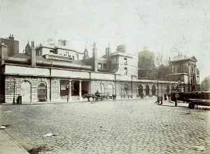 Cobbled Prints: St Bartholomew's Hospital, London: the entrance to Surgery House