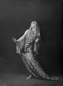 Refusal Prints: St. Denis, Ruth, 1919 Feb. 11. Creator: Arnold Genthe