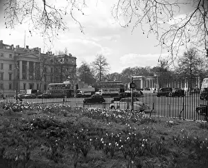 Neo Classical Prints: St George's Hospital and the Hyde Park Screen