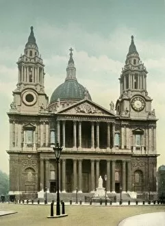 Sir Christopher Wren Collection: St. Pauls Cathedral, c1900s. Creator: Eyre & Spottiswoode
