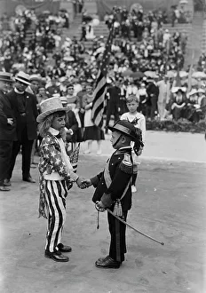 Honouring Prints: At stadium reception to Italians, 23 Jun 1917. Creator: Bain News Service