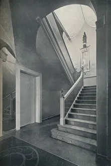 Staircase and hall of Finella by architect Raymond McGrath (1903-1977), 1930