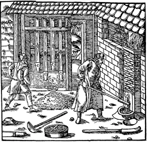 Stamping and roasting ore to extract metal, 1556