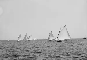 Johnston Js Prints: Start, Larchmont, 1895 June 15. Creator: Johns Johnston