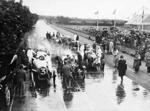 Start Prints: Start of a TT race, 1922