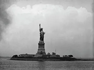 Transparency Prints: Statue of Liberty, c1905. Creator: Unknown