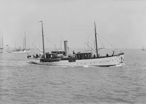 Kirk Sons Of Cowes Gallery: The steam yacht Chimaera, 1914. Creator: Kirk & Sons of Cowes