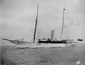 The steam yacht Laranda, under way. Creator: Kirk & Sons of Cowes