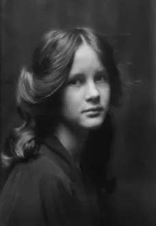 Apprehension Prints: Stebbins, Jocelyn, Miss (Mrs. Fletcher)