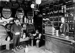 Shop Owner Prints: Stephan Liesting liquor, Germany, between 1895 and 1910. Creator: Unknown