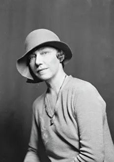 Portrait Photographs Prints: Stevens, George W. Mrs. portrait photograph, 1929 Jan. 9. Creator: Arnold Genthe