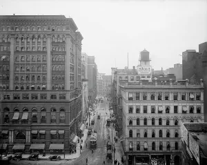 Detroit Prints: Street, Detroit, Mich. between 1900 and 1910. Creator: Unknown
