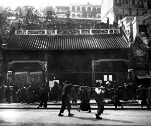 Hong Kong Prints: Street Scene, Hong Kong, 1900