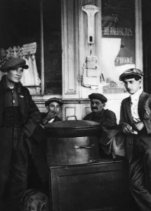 Chestnut Prints: Street sellers of roasted chestnuts, Paris, 1931. Artist: Ernest Flammarion