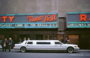 Stretch Prints: Stretch Limousine in New York
