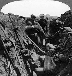 Highlander Gallery: Stretcher bearers removing a wounded officer, World War I, 1914-1918
