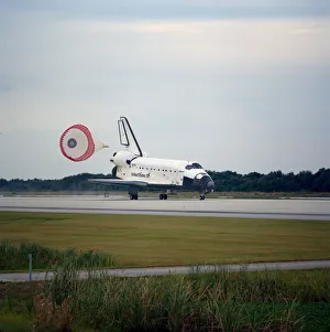 Runway Prints: STS-74 landing, Florida, USA, November 20, 1995. Creator: NASA