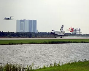 Space Shuttle Collection: STS-84 landing, Florida, USA, May 24, 1997. Creator: NASA