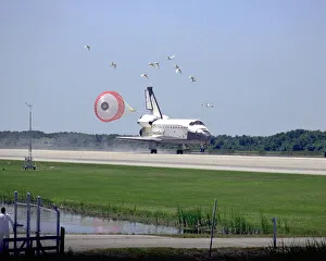 Nineties Collection: STS-90 Landing, Florida, USA, 1998. Creator: NASA