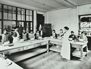 Domestic Help Prints: Student teacher in a cookery lesson, Battersea Polytechnic, London, 1907