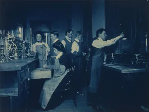 Cyanotypes 1890 1900 Gmgpc Prints: Students conducting experiments in laboratory