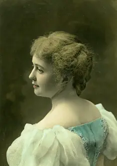 1902 Prints: Studio portrait, unknown lady, c1902. Creator: Robert Henry Furman