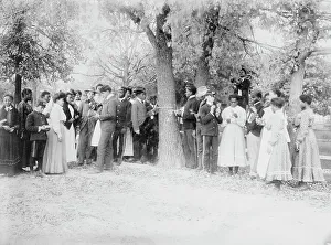 Tuskegee Alabama United States Prints: Studying botany, Tuskegee, between c1910 and c1915. Creator: Bain News Service
