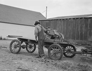 Stump farmers wagon, Bonners Ferry, Idaho, 1939. Creator: Dorothea Lange