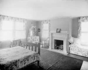 William H Prints: Suburban home of Mrs. Robert Hoe, Jr