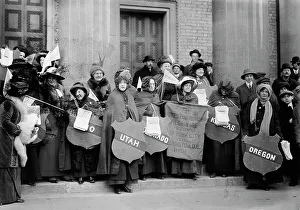 Suffrage hikers collecting, 1913. Creator: Bain News Service