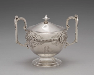 Kitchenware Prints: Sugar bowl with lid for the Medallion pattern tea and coffee service