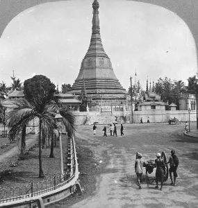 Burma Prints: Sule Pagoda from Pagoda Street, Rangoon, Burma, 1908. Artist: Stereo Travel Co