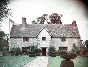 Us Flag Prints: Sulgrave Manor, Northamptonshire, c1953. Creator: Arthur Charles Kirby Ware