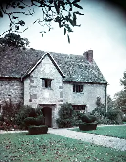 General Washington Prints: Sulgrave Manor, Northamptonshire, c1953. Creator: Arthur Charles Kirby Ware