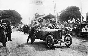 Motor Race Prints: Sunbeam, Kenelm Lee Guinness, 1914 Isle of Man Tourist Trophy. Creator: Unknown