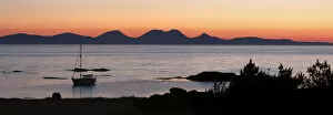 Argyll And Bute Collection: Sunset over Jura seen from Kintyre, Argyll and Bute, Scotland