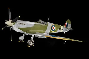 Aeroplane Gallery: Supermarine Spitfire HF. Mk. VIIc, 1938. Creator: Supermarine Aviation Works