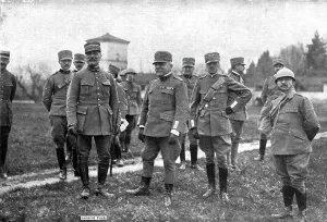 Foch Ferdinand Marshal Prints: Sur le Front Italien; Avant l'offensive: Foch