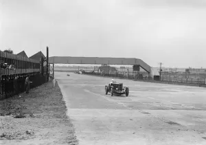 Straight Prints: Talbot 95 Special of GA Wooding racing at Brooklands, 1938 or 1939. Artist: Bill Brunell