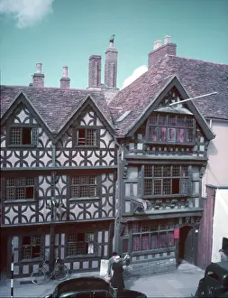 Shakespeare Prints: The Talbot Inn and Harvard House