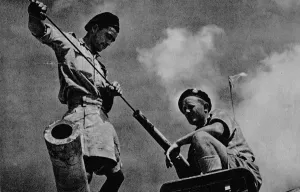 Armoured Warfare Gallery: The tank crews prepare... 1942 (1944)
