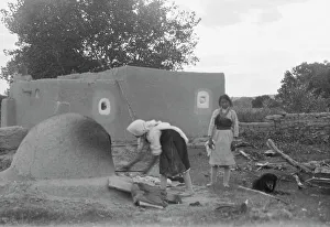 [Taos Pueblo, New Mexico], between 1899 and 1928. Creator: Arnold Genthe