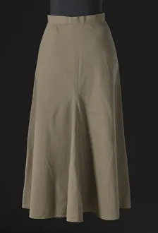Taupe wool skirt designed by Arthur McGee, mid 20th-late 20th century Taupe wool skirt designed by Arthur McGee, mid 20th-late 20th century